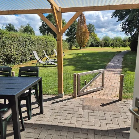 בית נופש Tiny House On The Veluwe The Outdoor Life *